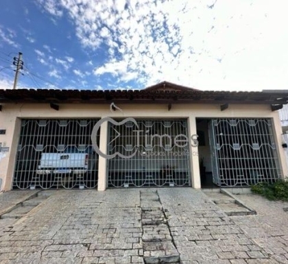 Casa à venda 3 Quartos, 1 Suite, 3 Vagas, 475M², Setor Sul, Goiânia - GO